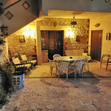 Apartment Charming With Mountain View In 45 M² Terrace
